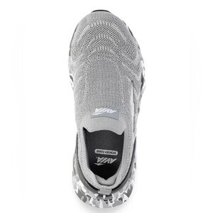 NWT New Avia Boys Slip-On Sneakers 
Avia Gray Athletic Sneakers Size 3